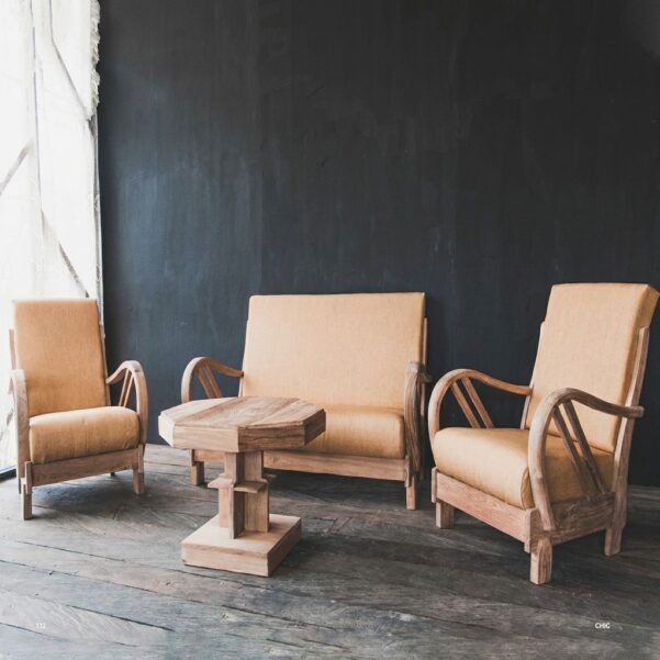 Sedan Single Lounge Sofa – Artisanal Solid Teak Accent Armchair with Sculptural Curved Spindle Arms
